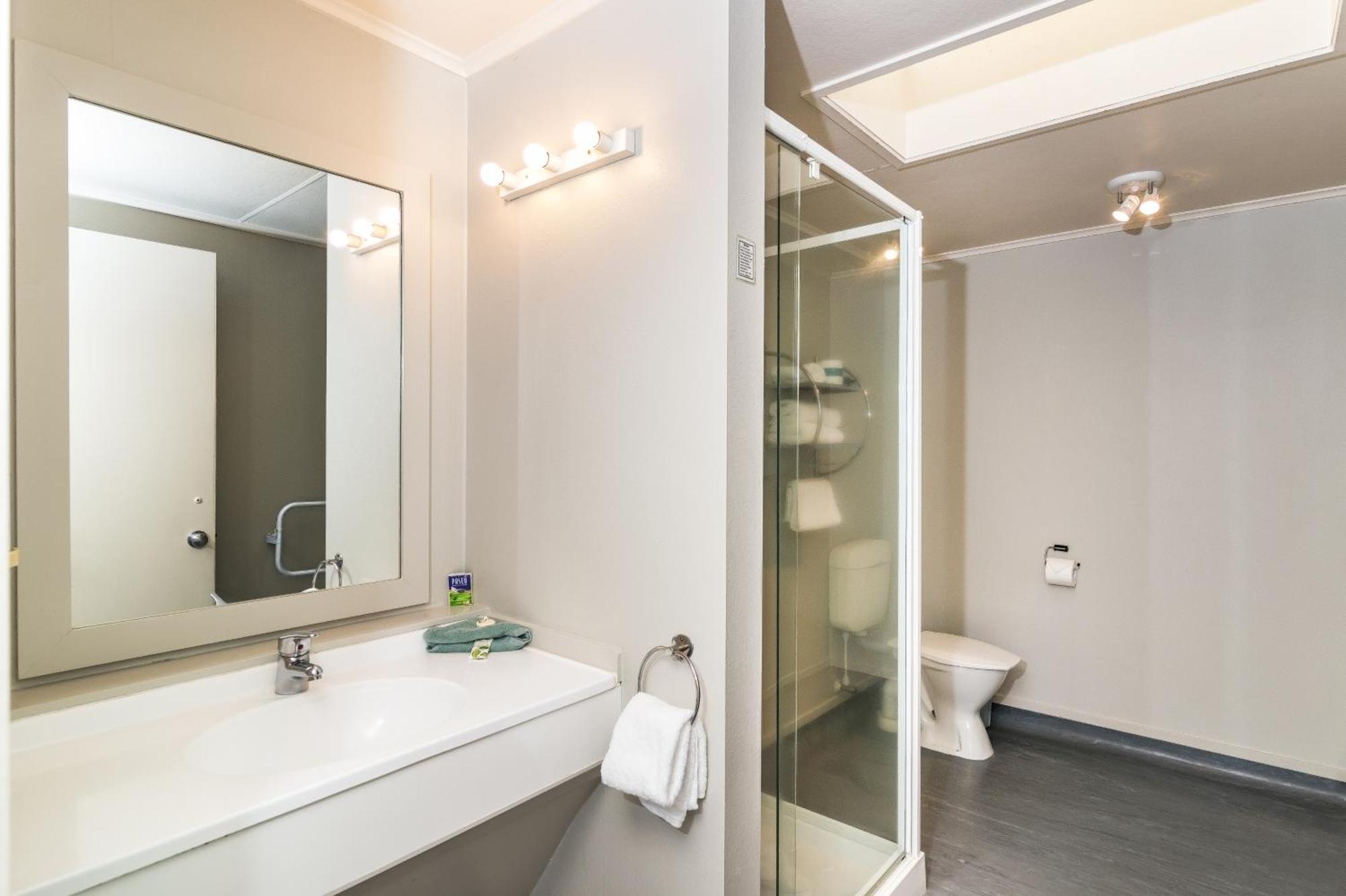 Phoenix Thermal - Aparthotel Taupo